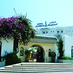 Le Zenith Hotel